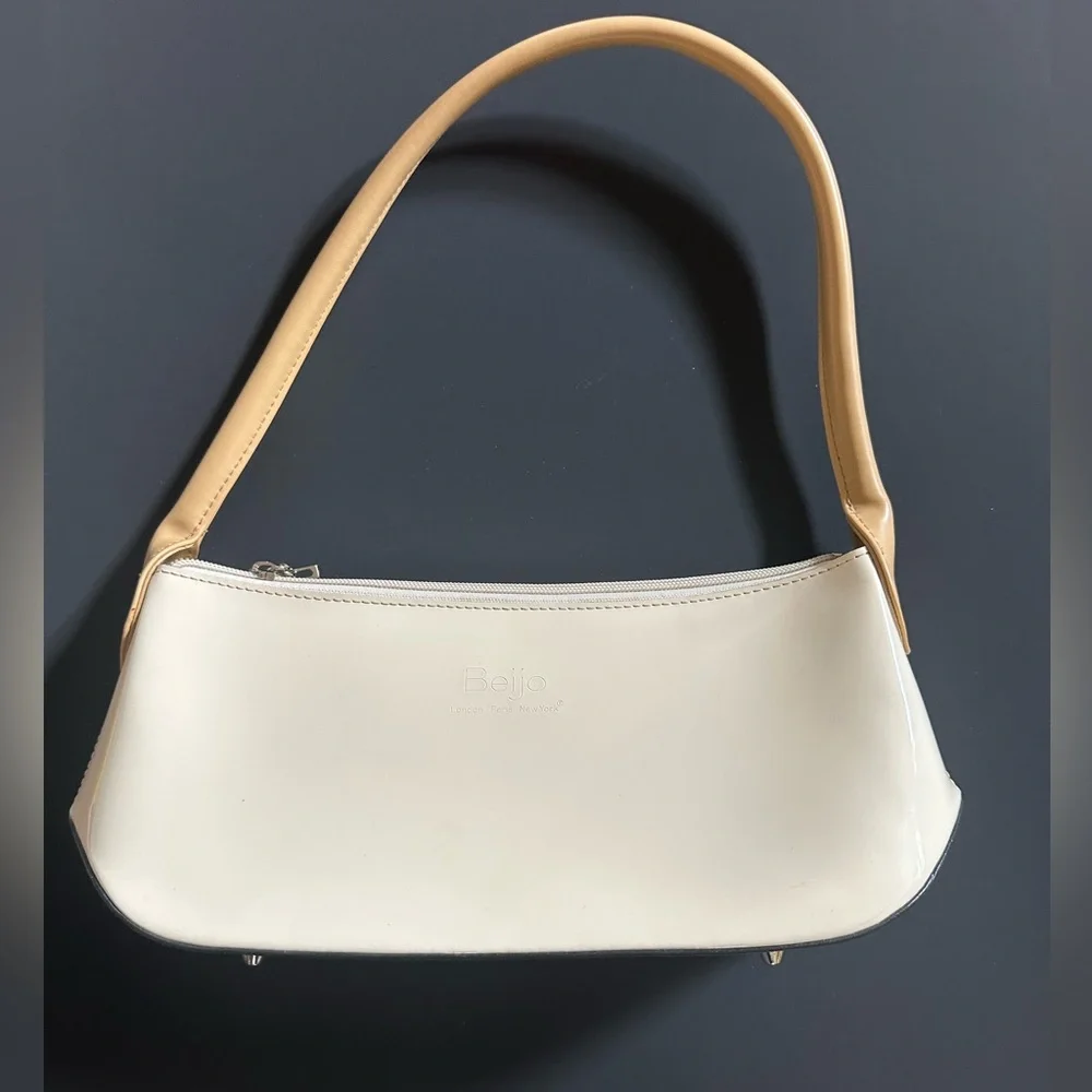 Beijo Cream and Tan Shoulder Bag - Picture 4 of 11